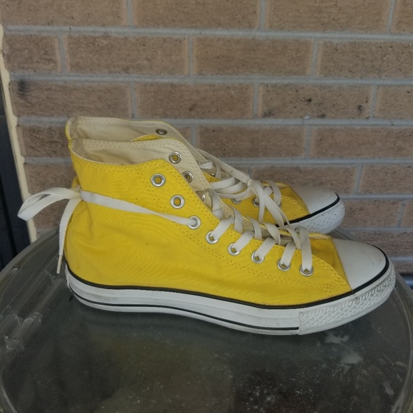 nirvana converse shoes